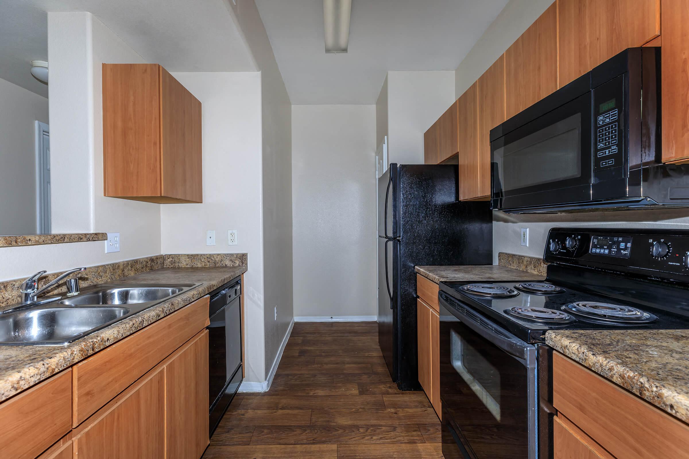 Colonia Del Sol Apartments photo 2